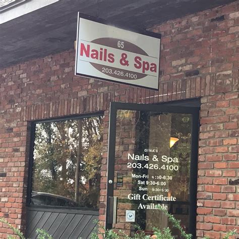 gina's nails and spa